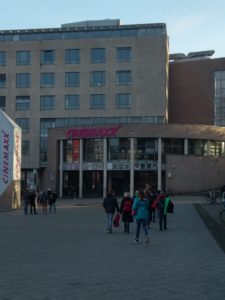 Vorhang auf
