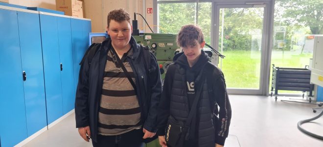 Amern hospitiert am Berufskolleg Viersen